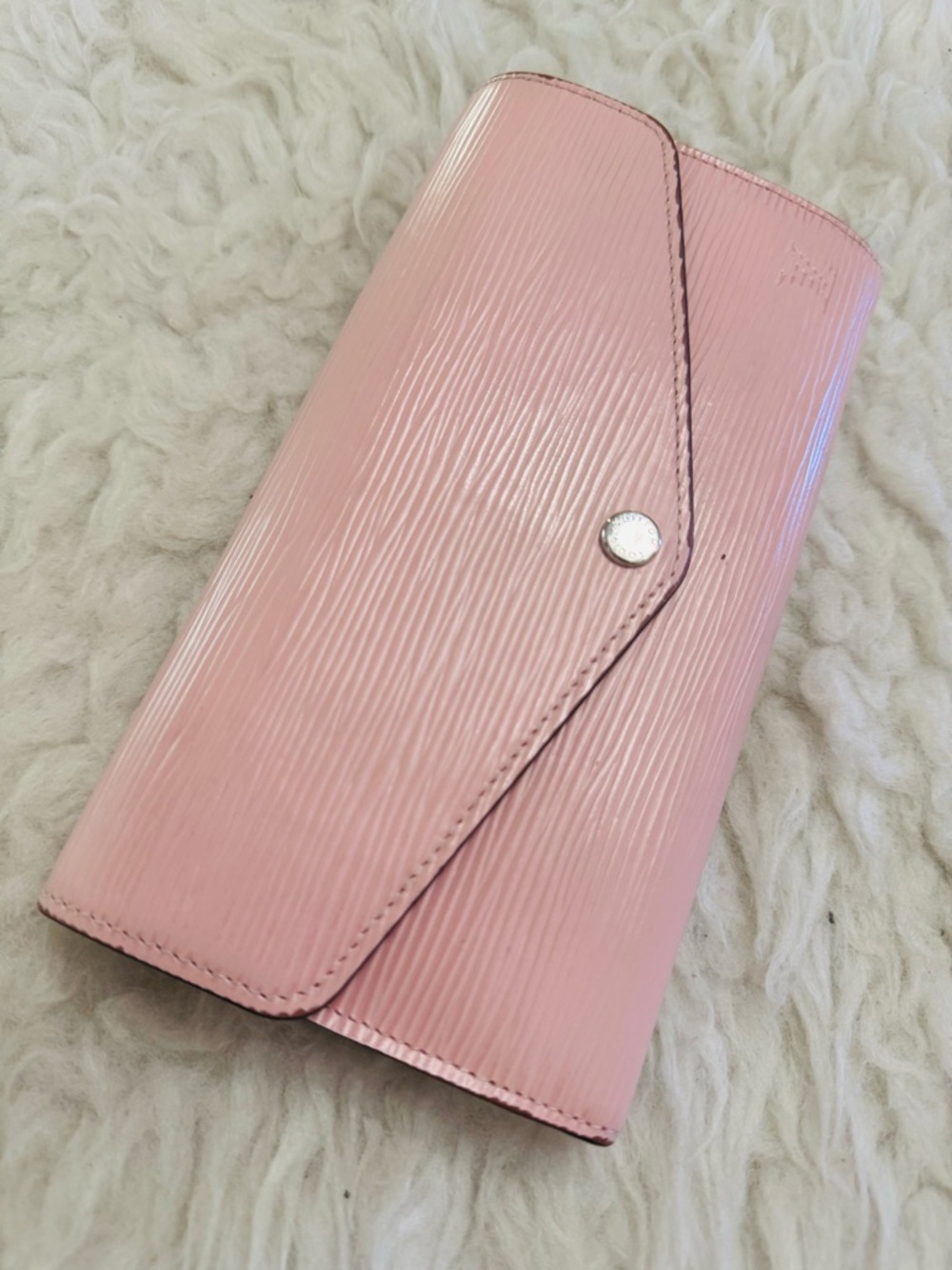 Louis Vuitton Epi Light Pink  Envelope Wallet - Picture 12 of 14